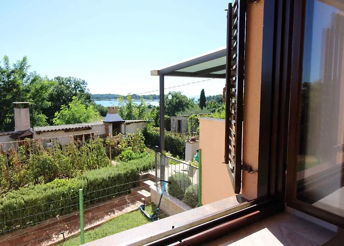 In - Istrien 34560 Daire Poreč