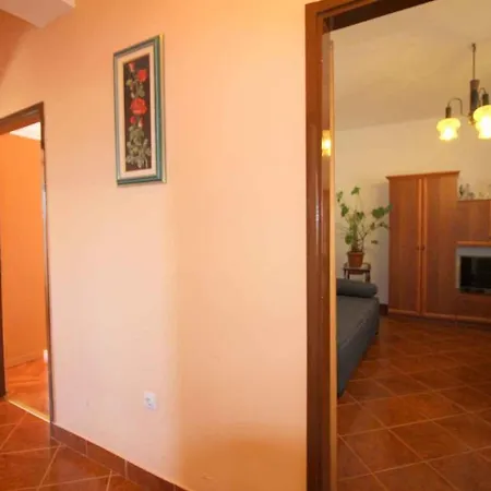 In - Istrien 34560 Apartman *